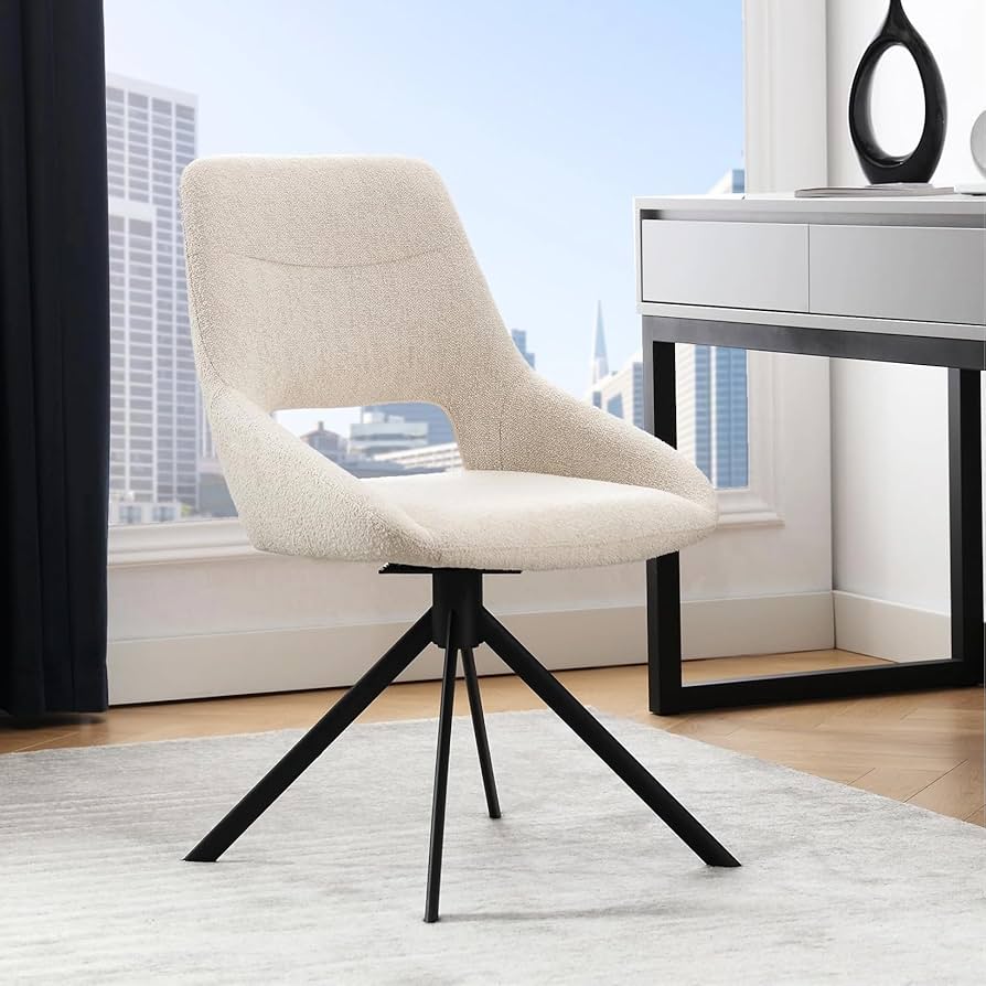 Office Setups That Drift During Long Workweeks