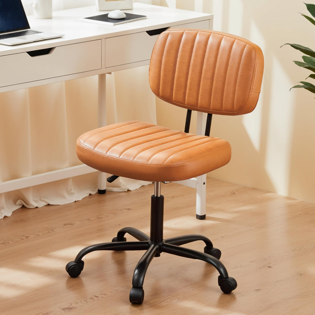 The Afternoon Your Desk Stops Feeling Supportive