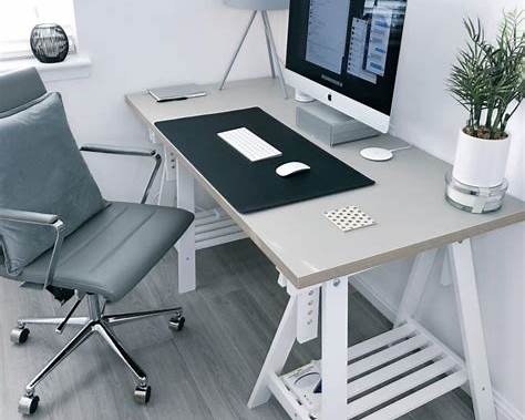 The Office Discomfort People Notice After Sitting There All Week