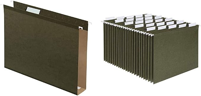 Pendaflex Extra Capacity Reinforced Hanging File Folders, Letter Size, Standard Green (04152X2) and Pendaflex Hanging File Folders, Letter Size, Standard Green, 1/5-Cut Adjustable Tabs (81602) by Unknown